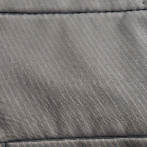 Greg Norman Golf Shorts Men’s 38 White & Light Blue Diagonal Graduated Stripes - Picture 6 of 8